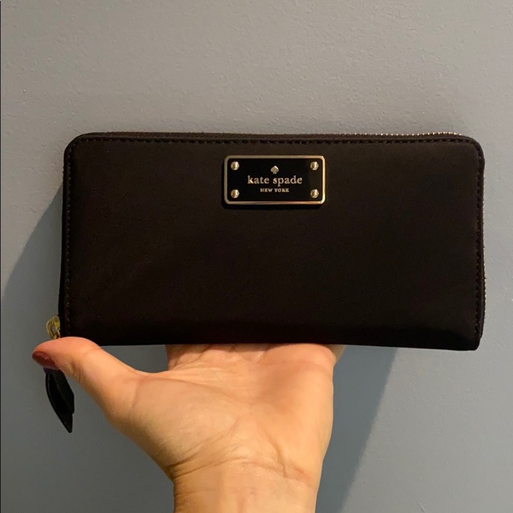 SOLD Kate Spade ♠️ Wallet